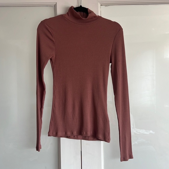 Ribbed turtleneck long sleeve - Picture 1 of 4